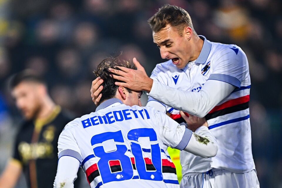 De Luca esulta con Benedetti dopo il gol dell'1-1